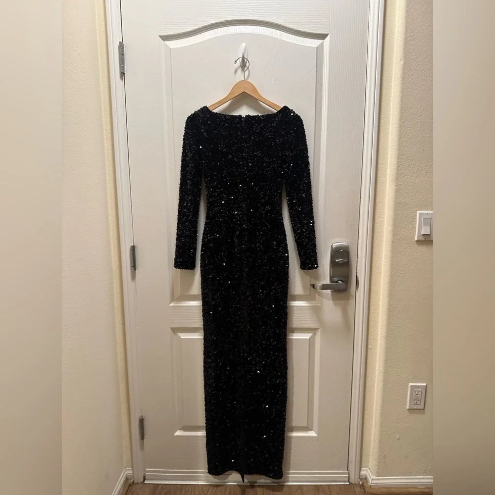 HELSI Jamie Square-Neck Sequin Velvet Column Gown in Black Size XS Preloved - Picture 5 of 8